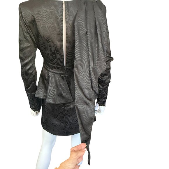 Pas Pour Toi by Dodo Bar Or Black Cocktail Dress With Embellishment Size 40/8 - Picture 4 of 9